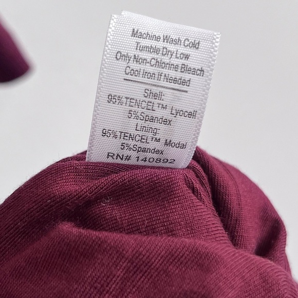 Marine layer Mock Neck Maroon Lexi Ribbed Midi dress - Picture 6 of 7